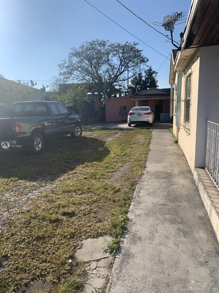 See details / 1741 sq. ft. $ 2021-03-29 0 Photo