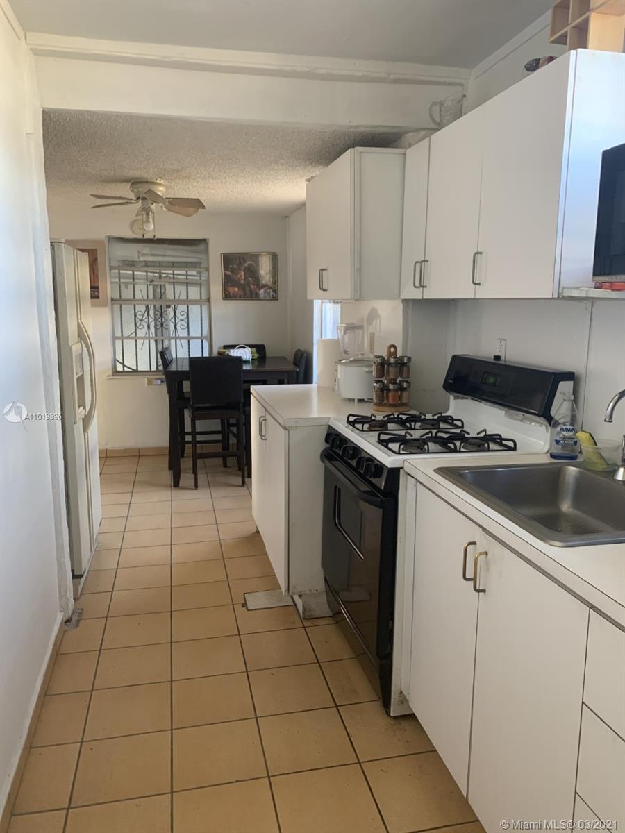 See details / 1741 sq. ft. $ 2021-03-29 0 Photo