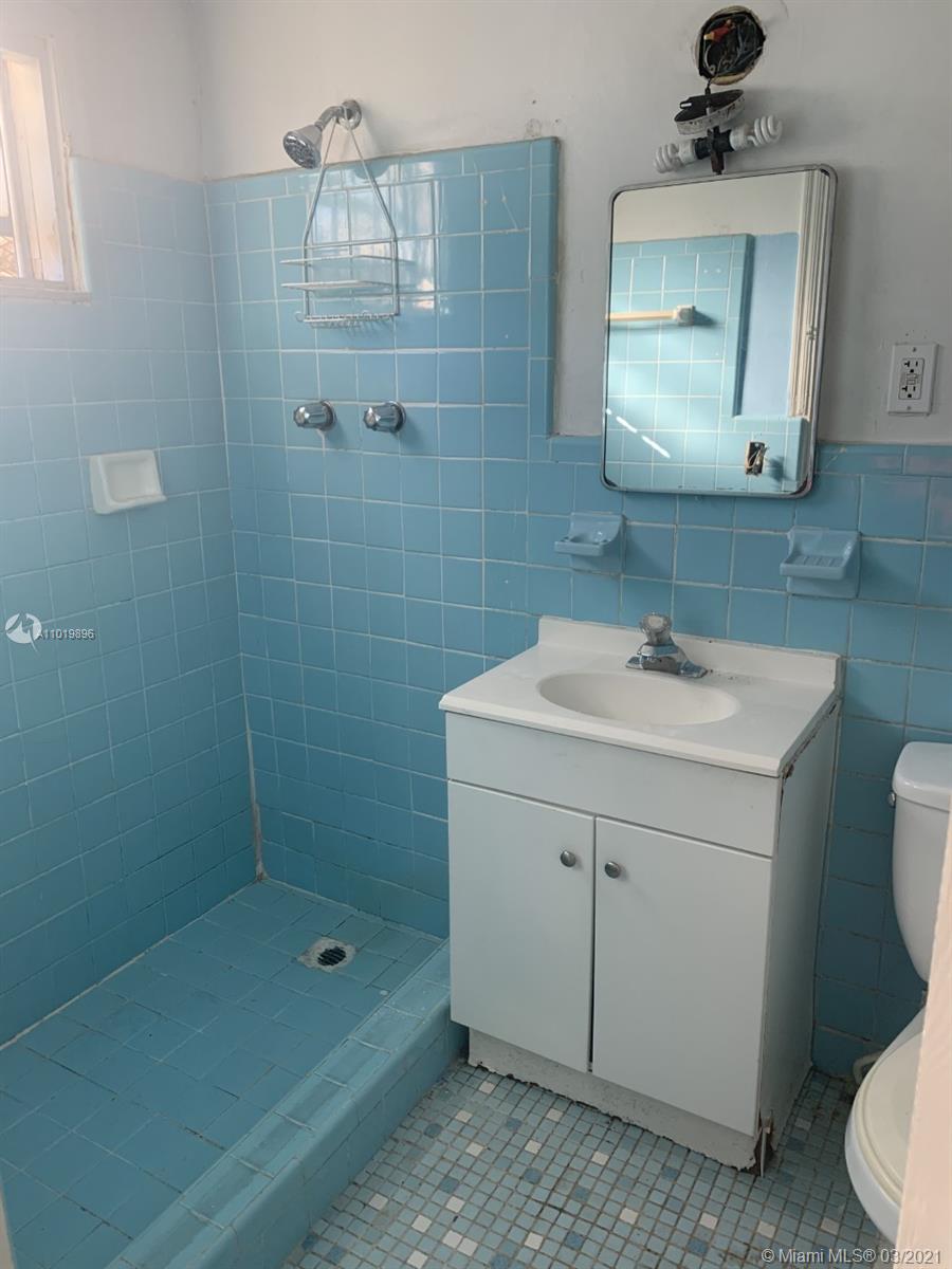 See details / 1741 sq. ft. $ 2021-03-29 0 Photo