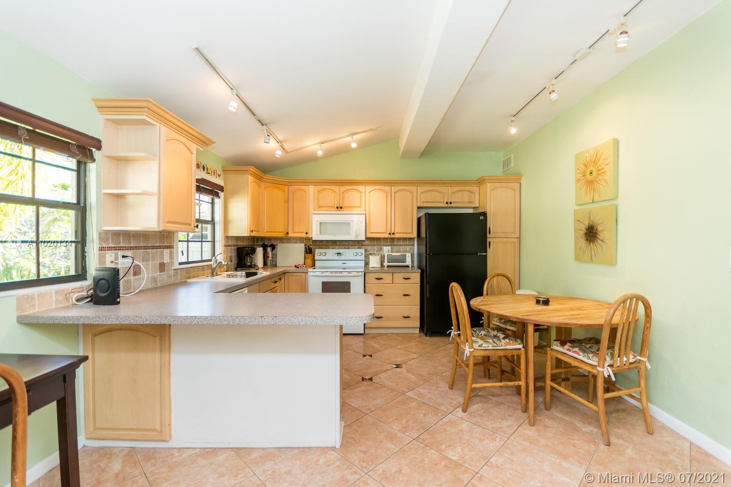 See details / sq. ft. $ 2021-03-29 0 Photo