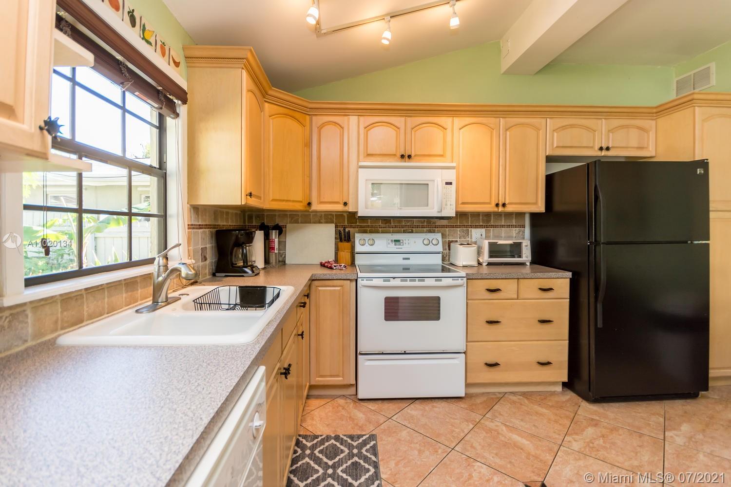 See details / sq. ft. $ 2021-03-29 0 Photo