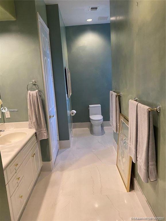 Photo of 1450 Shoreline Way, Hollywood, Florida, 33019 -
