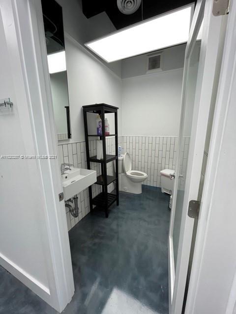 See details / sq. ft. $ 2021-03-29 0 Photo