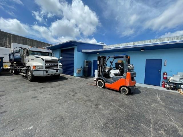 See details / sq. ft. $ 2021-03-29 0 Photo
