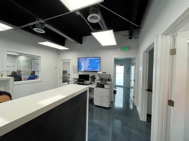 See details / sq. ft. $ 2021-03-29 0 Photo