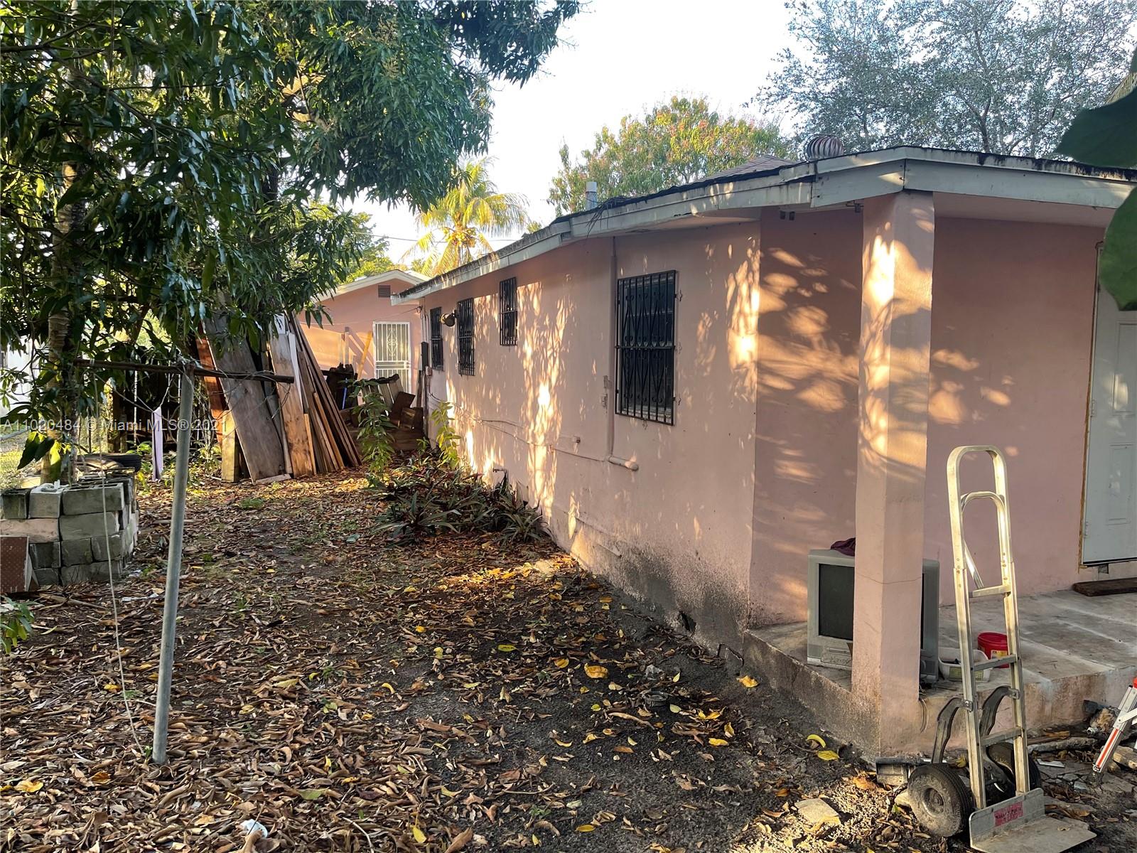 See details / 1830 sq. ft. $ 2021-03-30 0 Photo