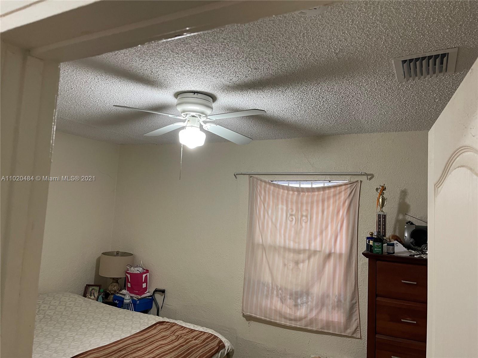 See details / 1830 sq. ft. $ 2021-03-30 0 Photo
