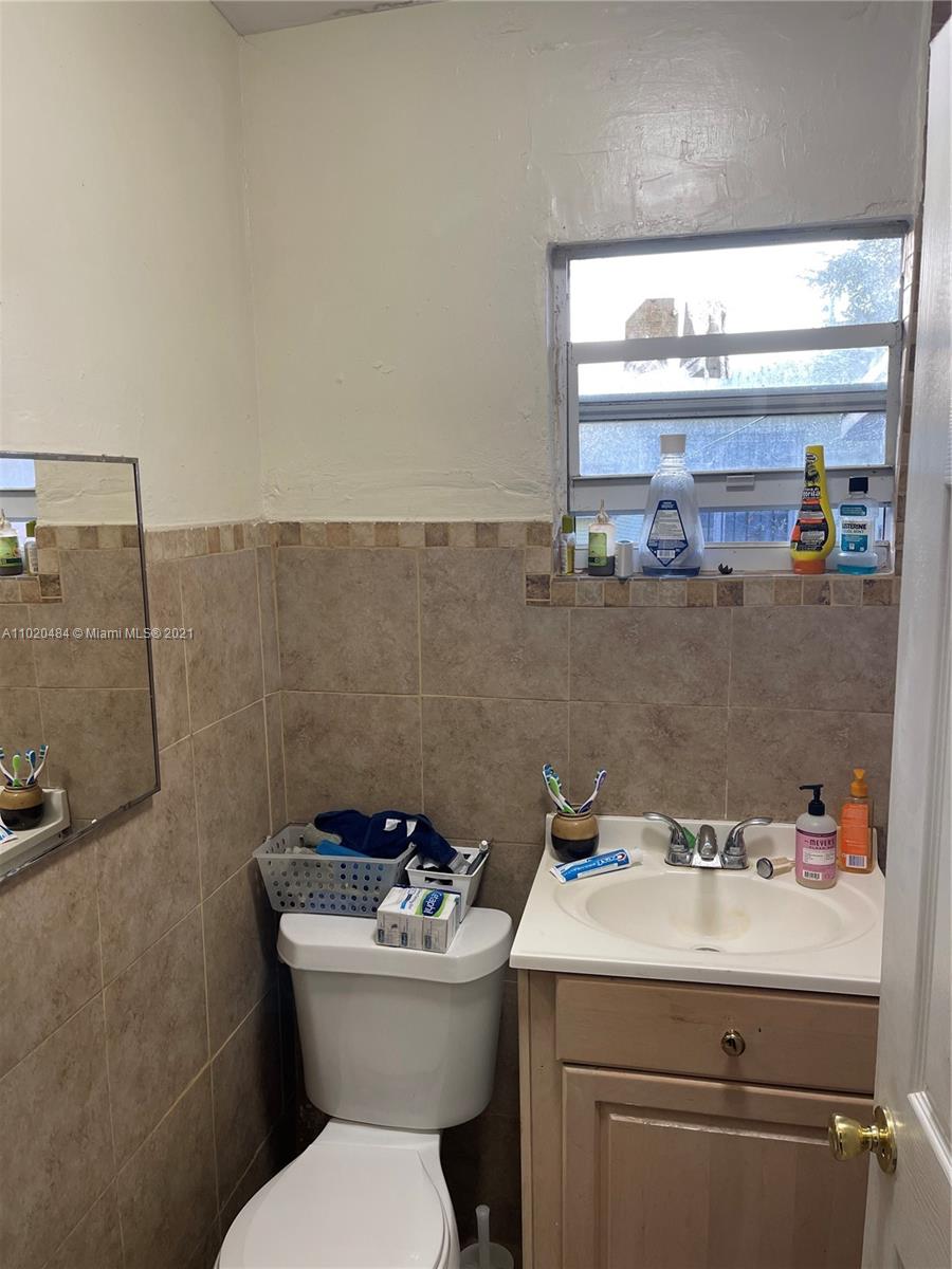See details / 1830 sq. ft. $ 2021-03-30 0 Photo