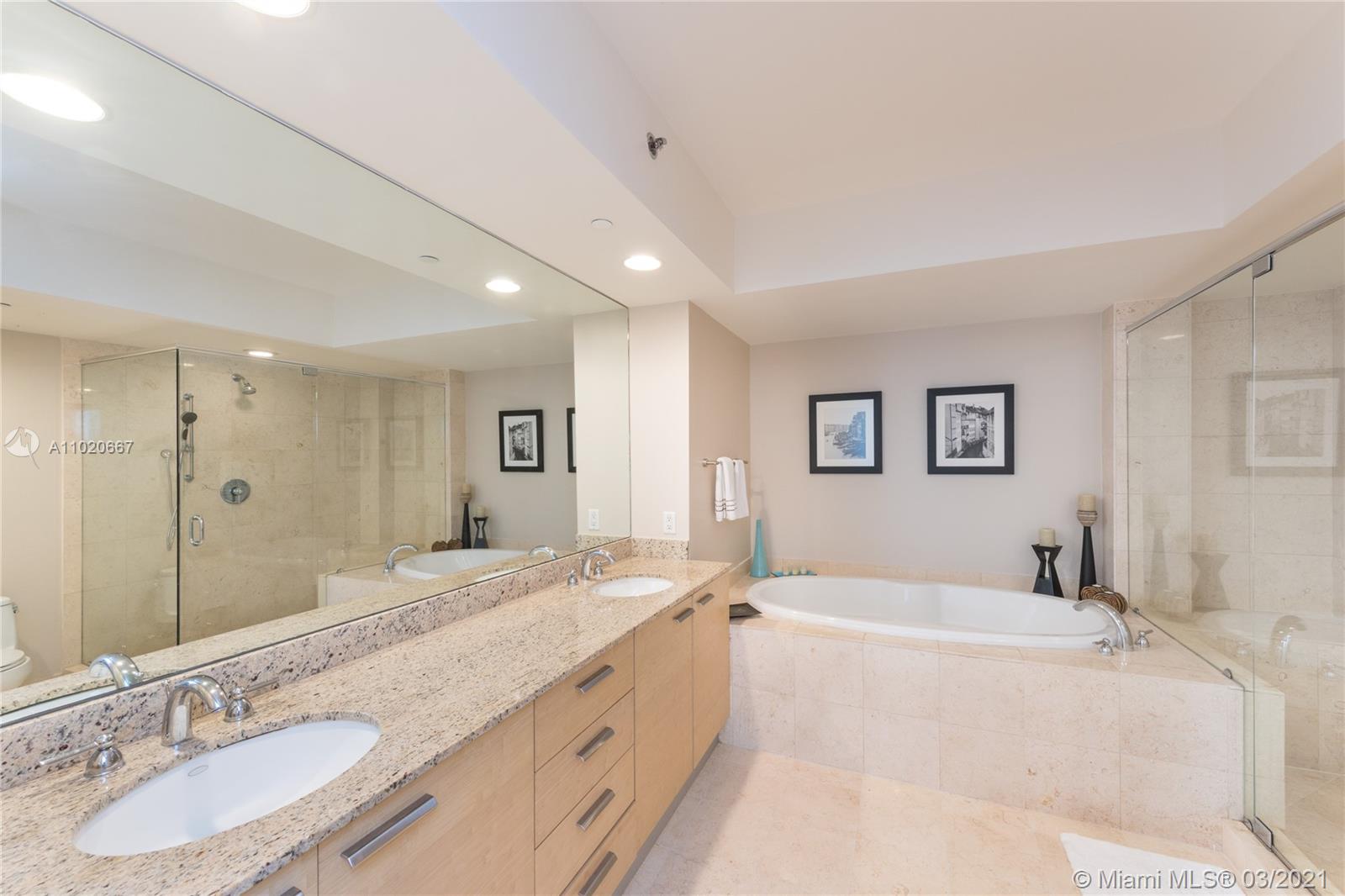 See details 1401 3 / 3 2065 sq. ft. $ 2021-04-16 0 Photo