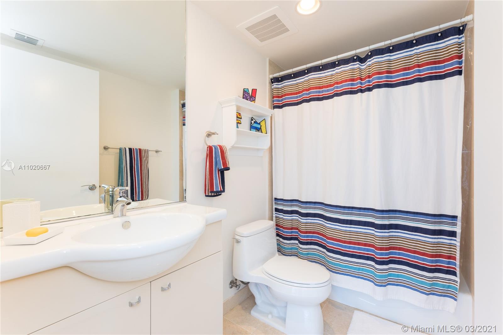 See details 1401 3 / 3 2065 sq. ft. $ 2021-04-16 0 Photo