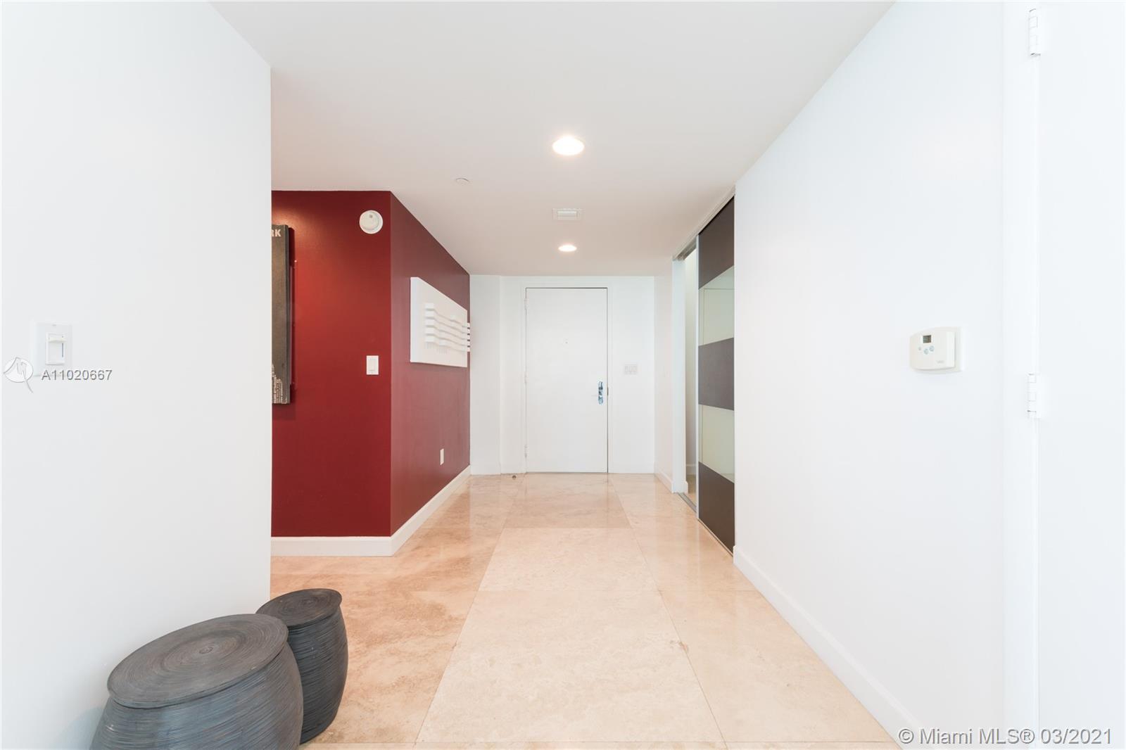 See details 1401 3 / 3 2065 sq. ft. $ 2021-04-16 0 Photo