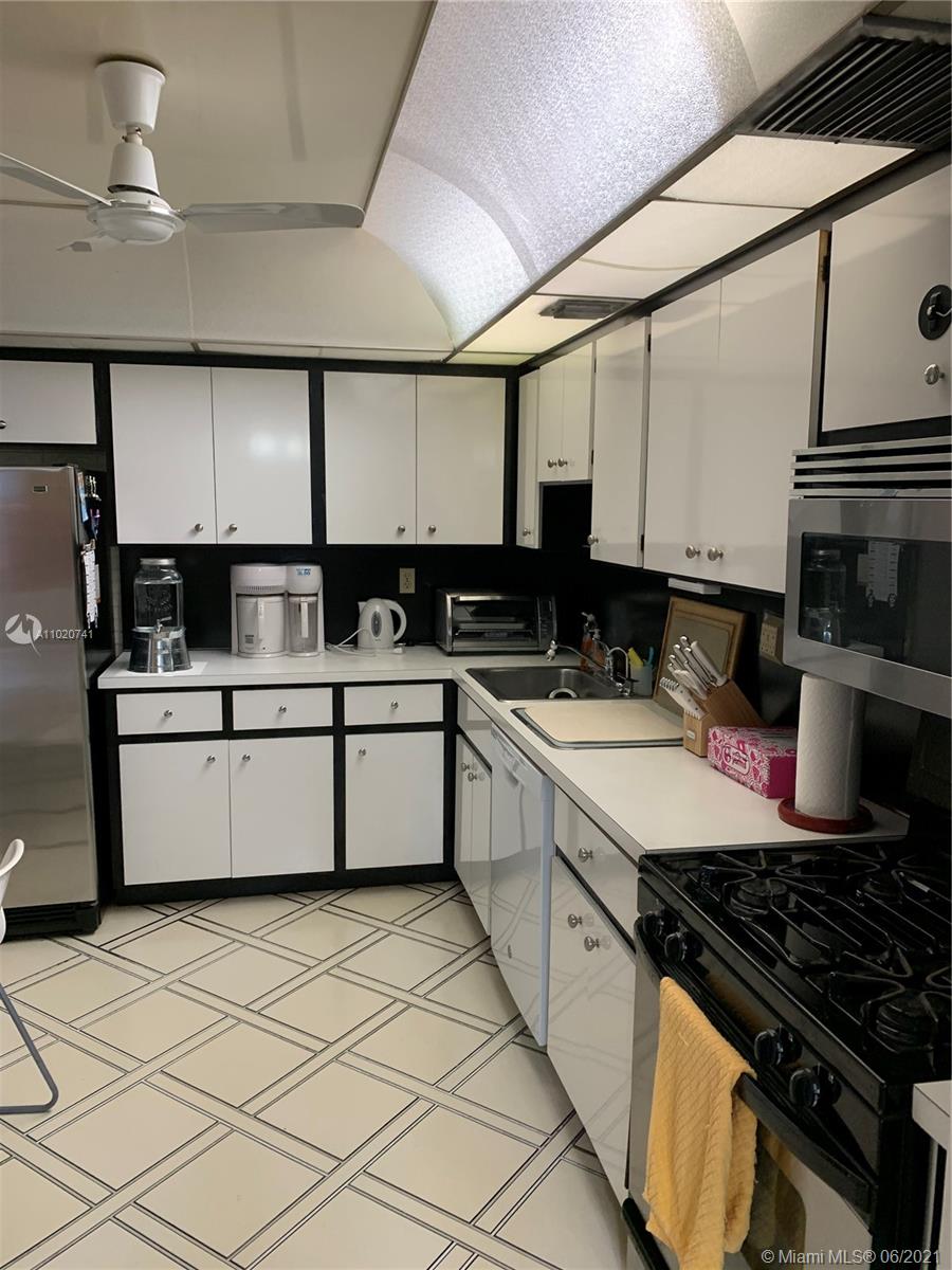 Photo of 2030 Ocean Dr #1727, Hallandale Beach, Florida, 33009 -