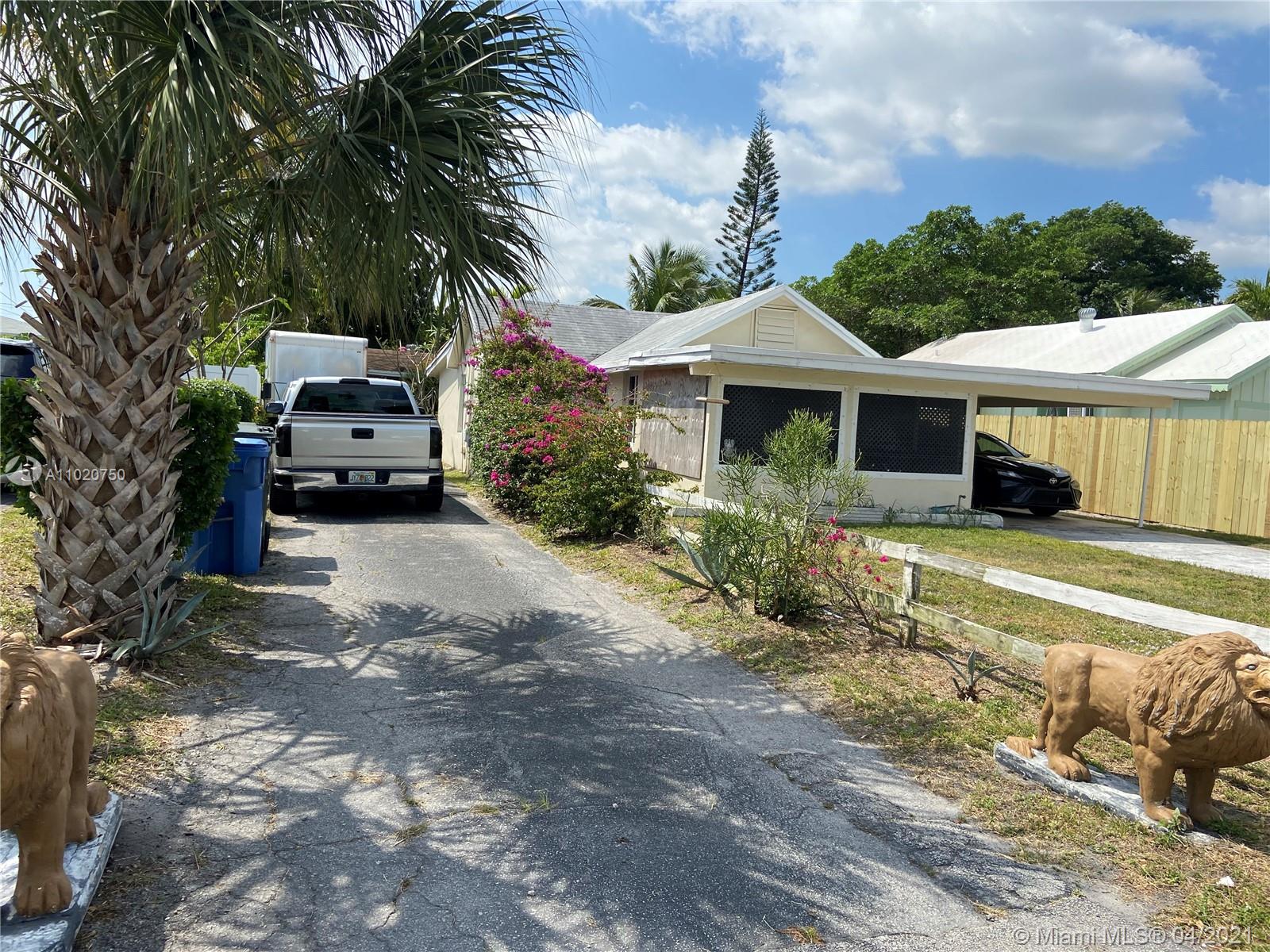 See details / 1699 sq. ft. $ 2021-03-30 0 Photo