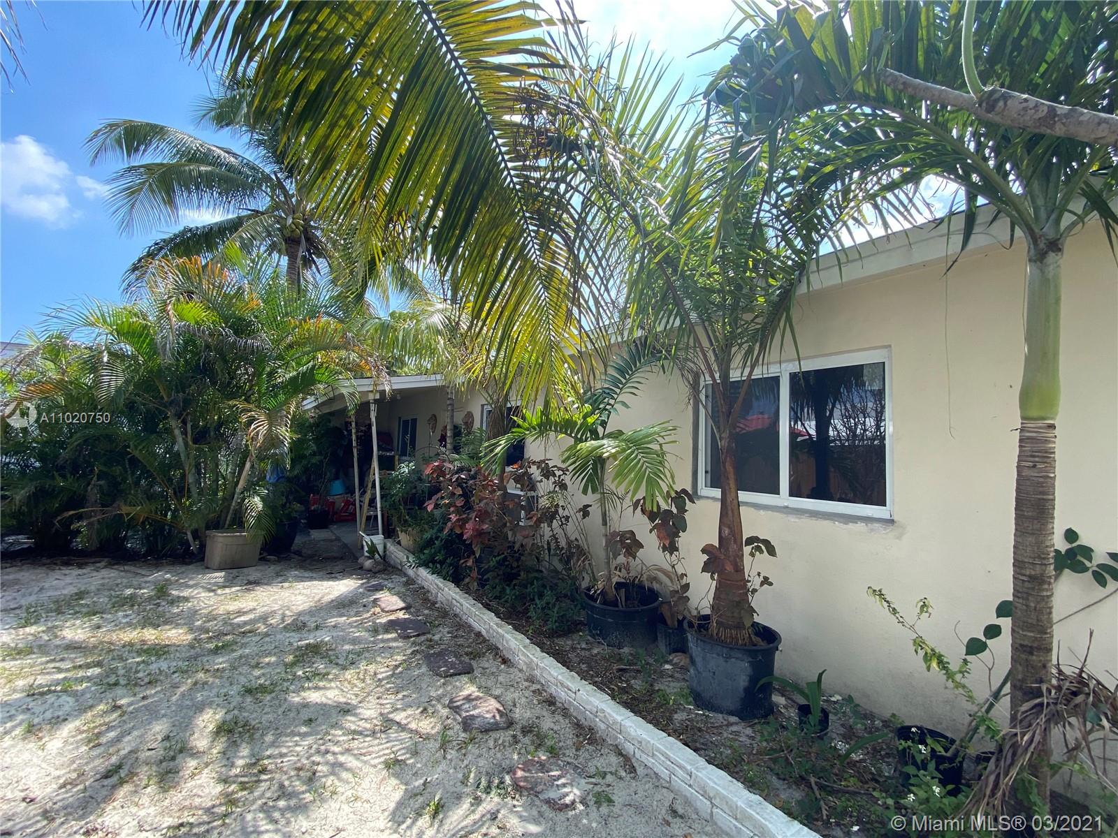 See details / 1699 sq. ft. $ 2021-03-30 0 Photo