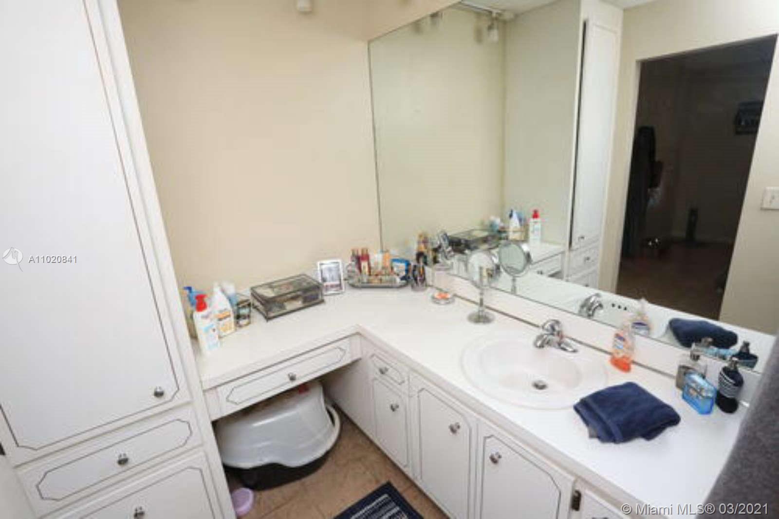 See details / 3022 sq. ft. $ 2021-03-30 0 Photo