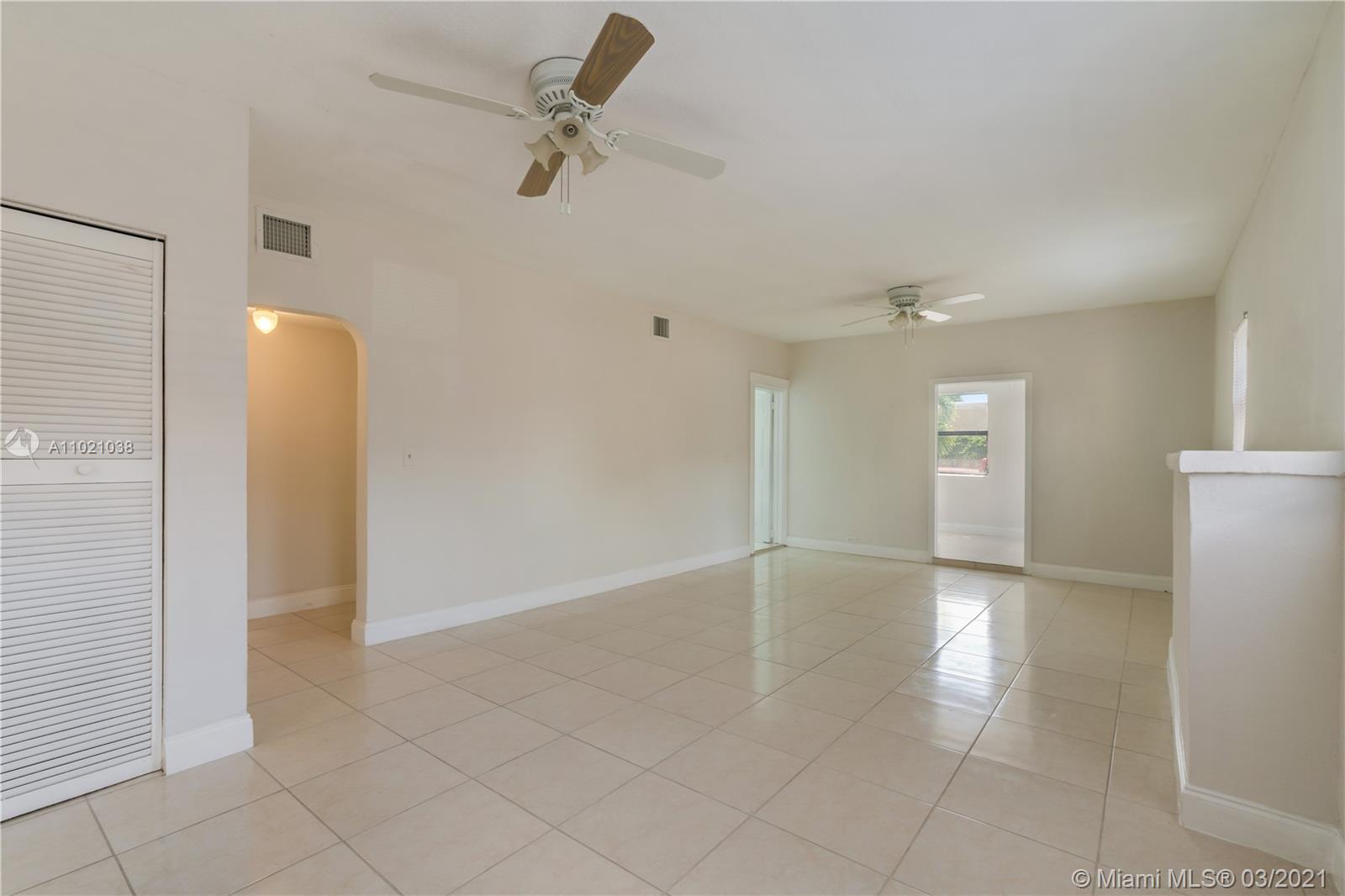 See details / 1800 sq. ft. $ 2021-03-31 0 Photo