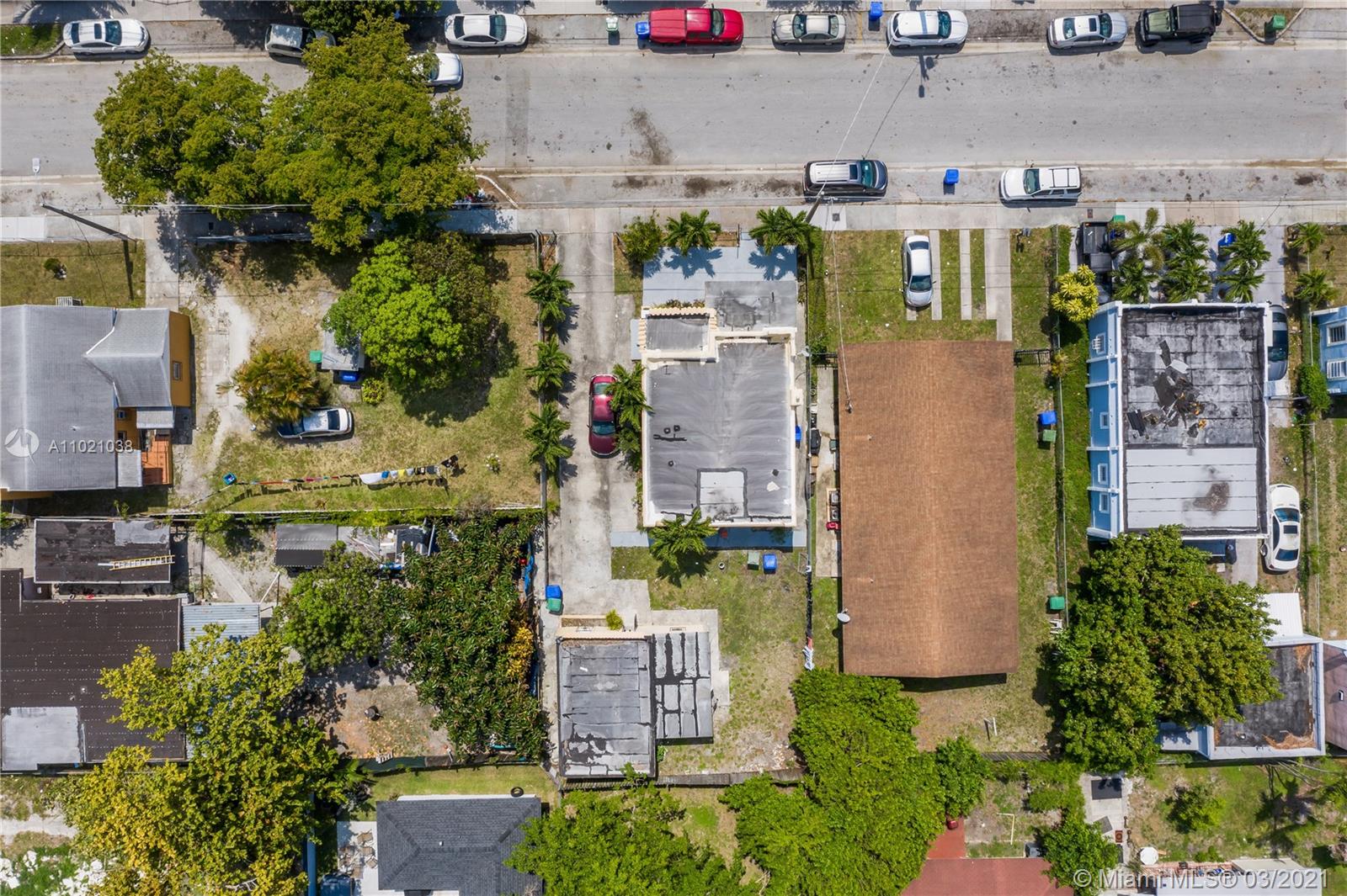 See details / 1800 sq. ft. $ 2021-03-31 0 Photo
