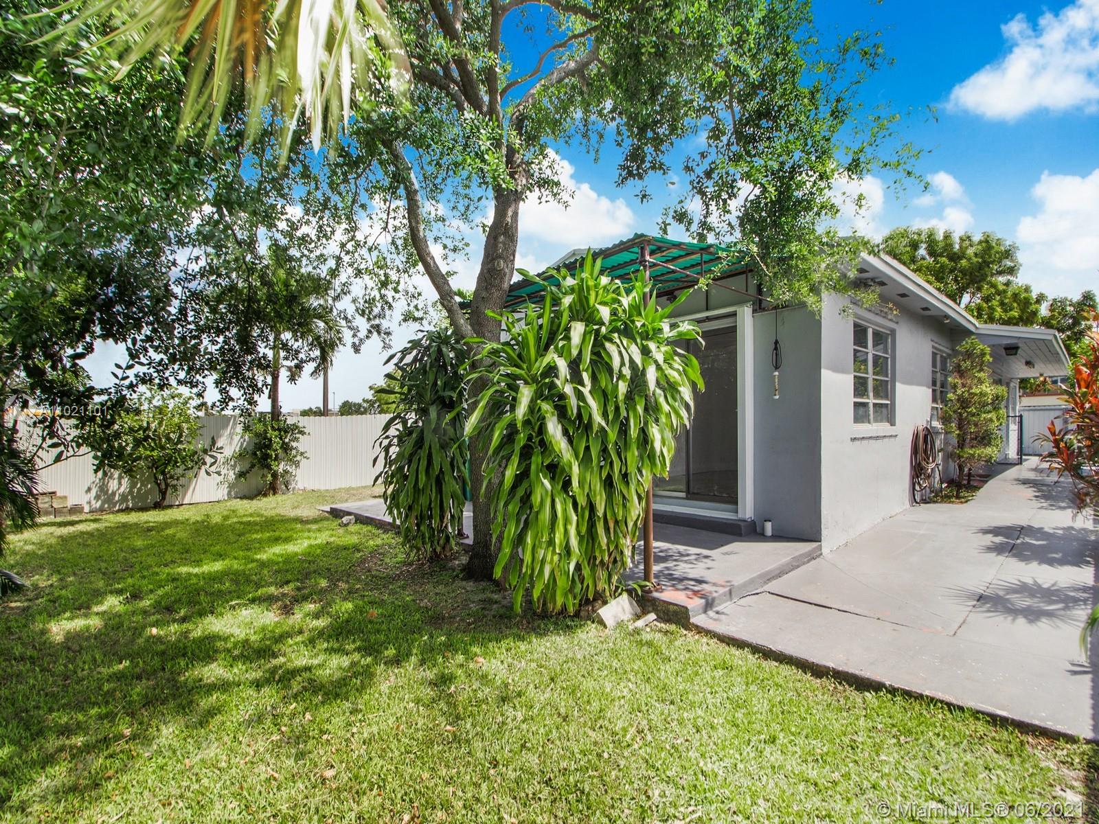 See details / 1250 sq. ft. $ 2021-04-16 0 Photo