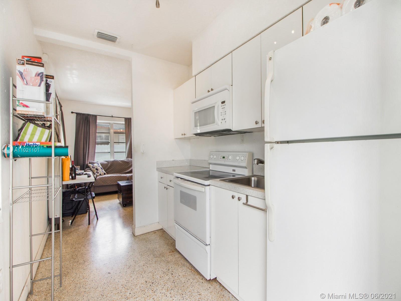 See details / 1250 sq. ft. $ 2021-04-16 0 Photo