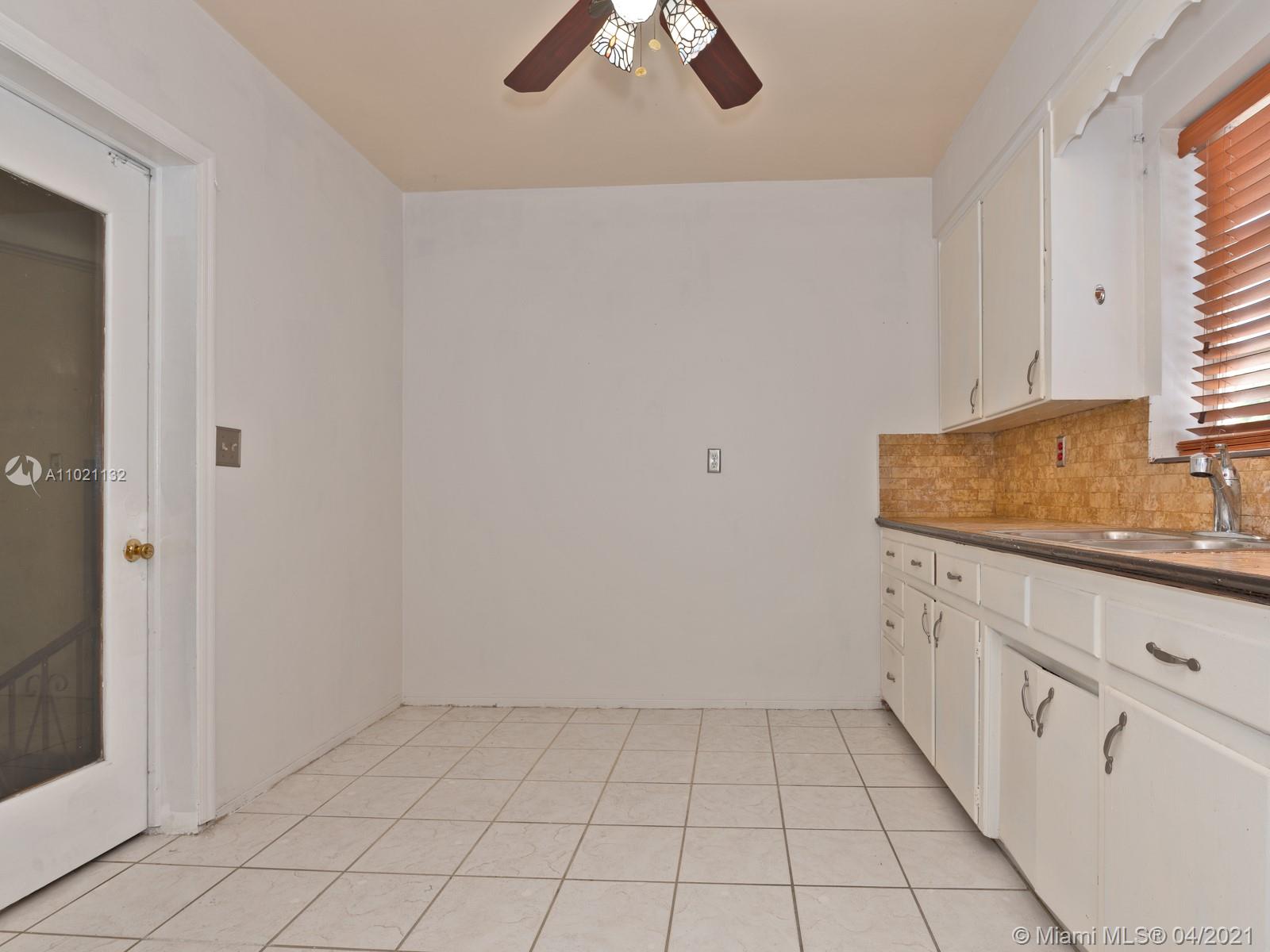 See details / 1762 sq. ft. $ 2021-03-31 0 Photo