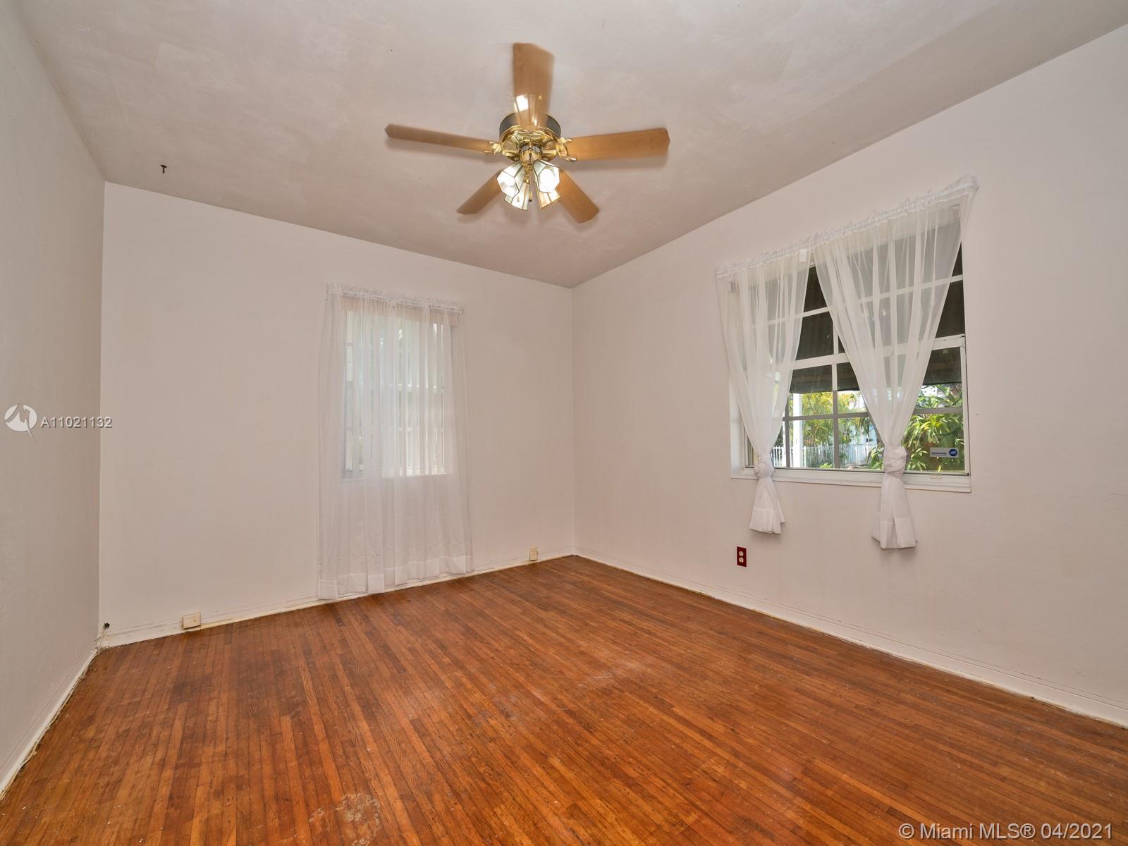 See details / 1762 sq. ft. $ 2021-03-31 0 Photo
