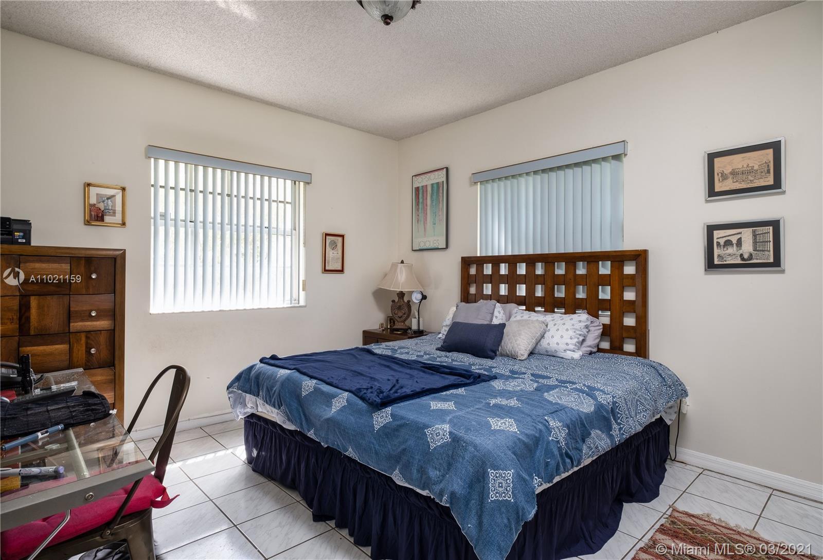 See details / 2468 sq. ft. $ 2021-03-31 0 Photo