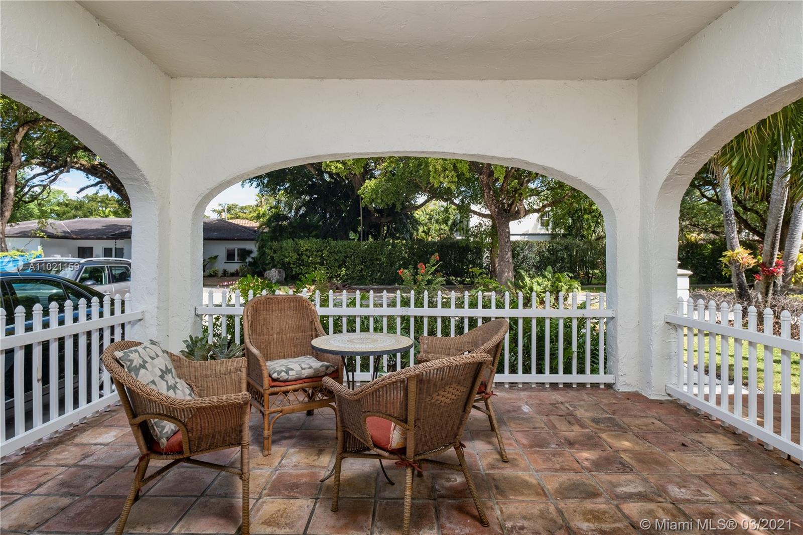 See details / 2468 sq. ft. $ 2021-03-31 0 Photo