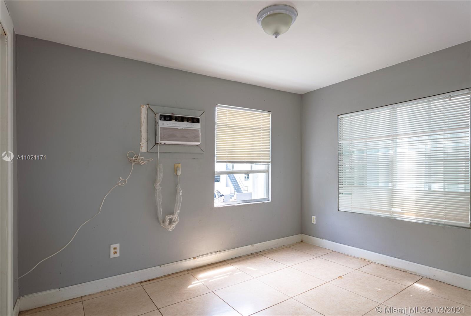 See details / 2119 sq. ft. $ 2021-03-31 0 Photo