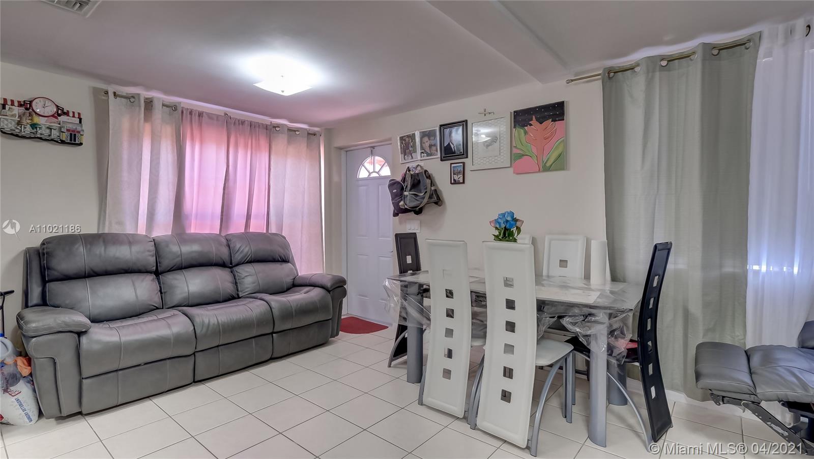 See details / 2624 sq. ft. $ 2021-03-31 0 Photo