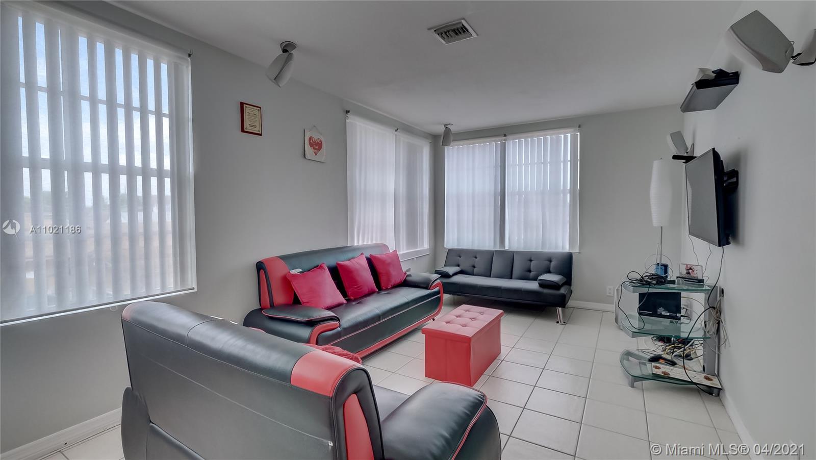 See details / 2624 sq. ft. $ 2021-03-31 0 Photo