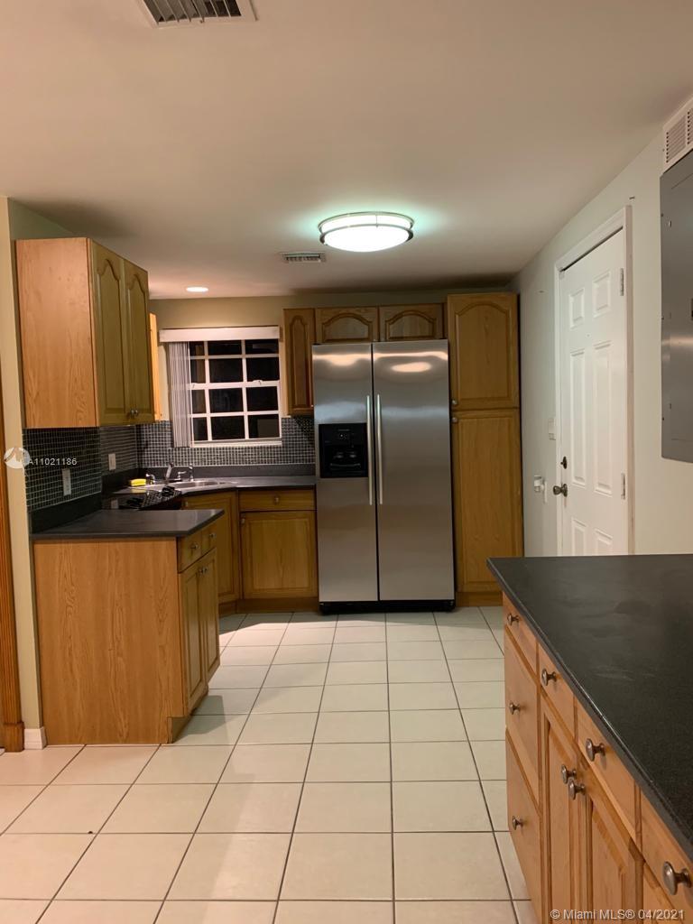 See details / 2624 sq. ft. $ 2021-03-31 0 Photo