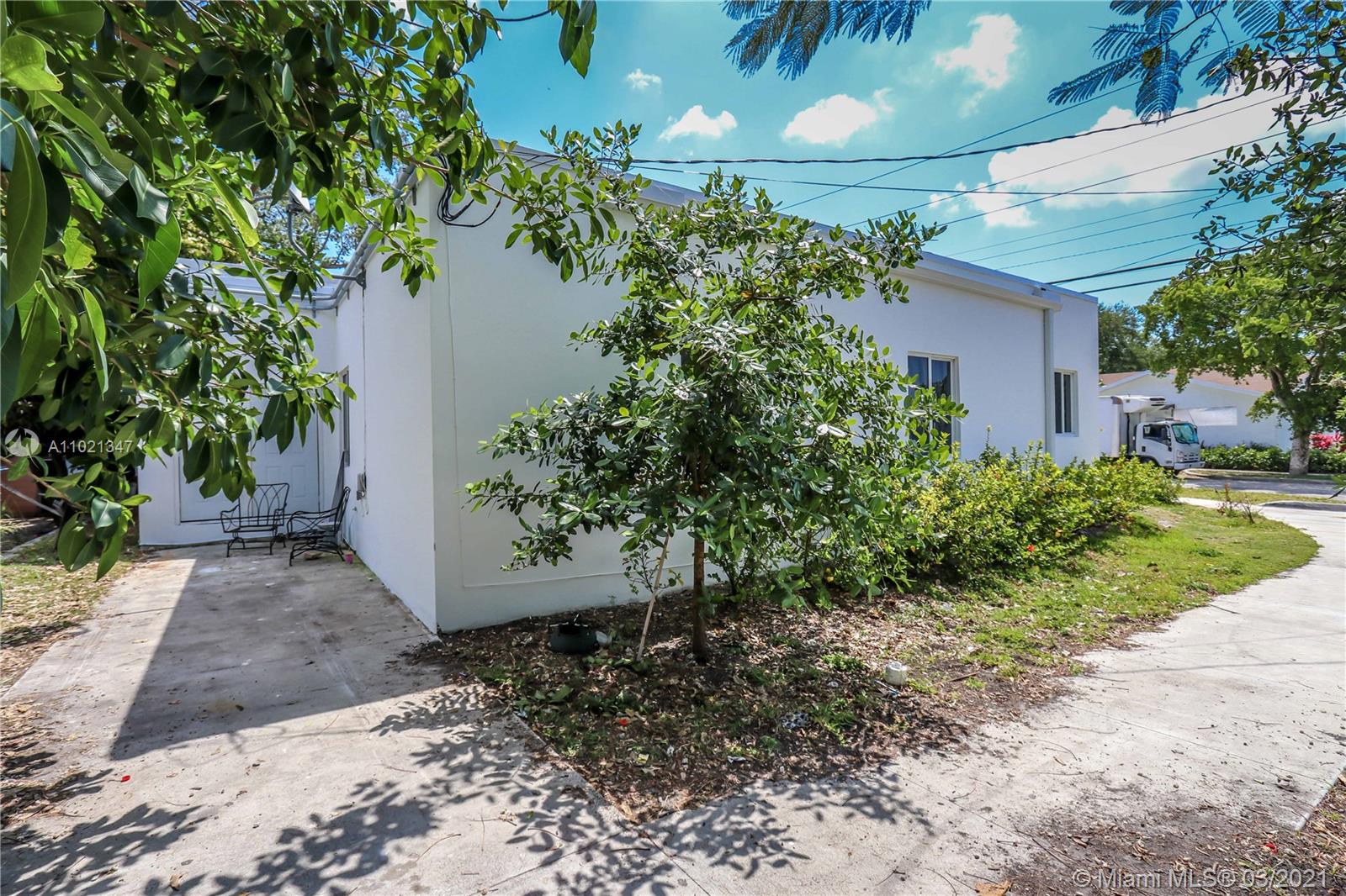 See details / 2228 sq. ft. $ 2021-03-31 0 Photo