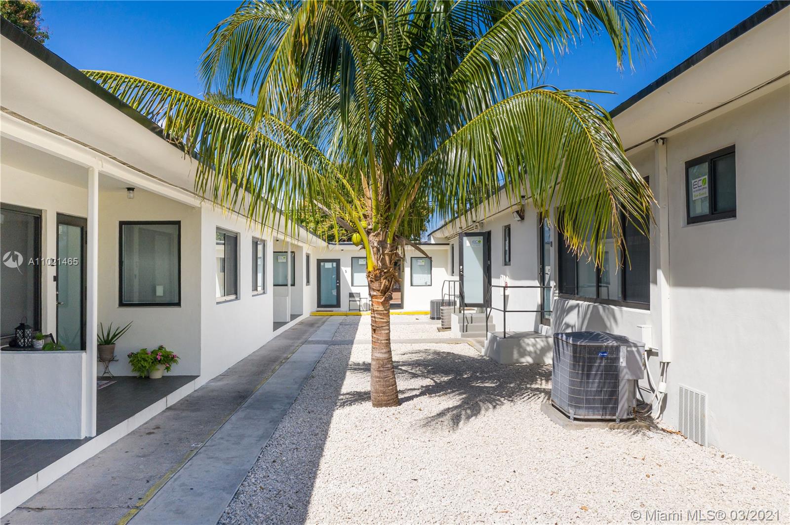 See details / sq. ft. $ 2021-04-01 0 Photo