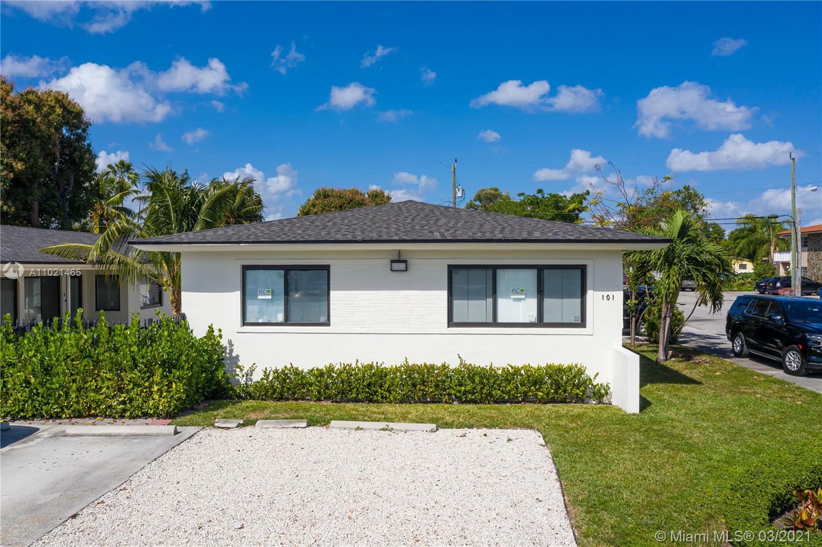 See details / sq. ft. $ 2021-04-01 0 Photo