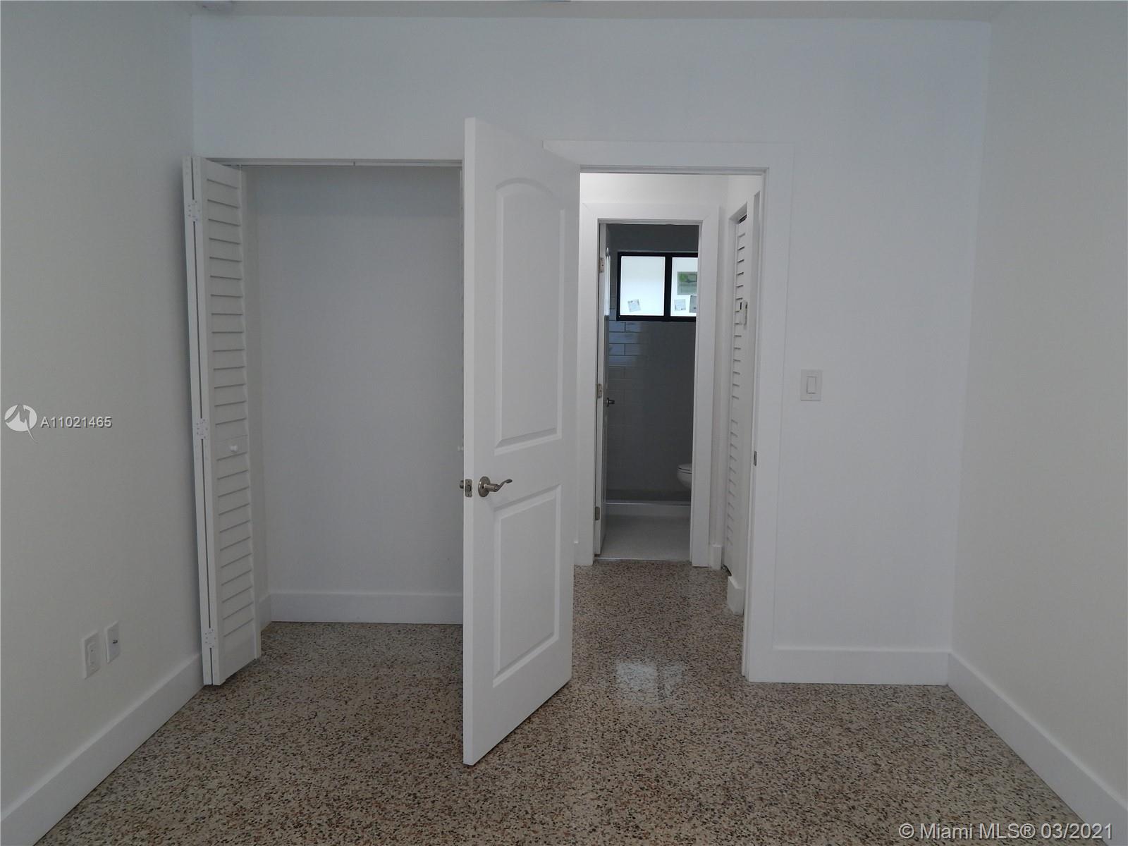 See details / sq. ft. $ 2021-04-01 0 Photo