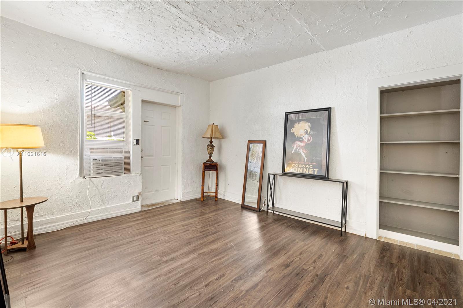 See details 17 / sq. ft. $ 2021-04-01 0 Photo