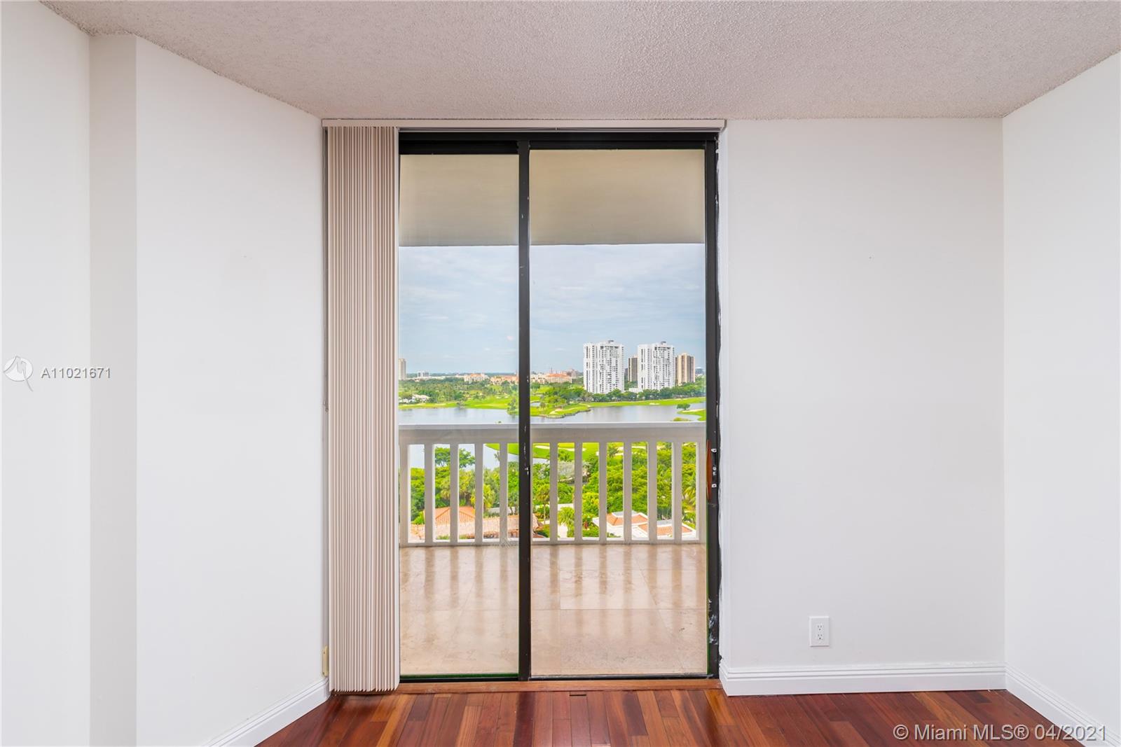 Photo of 20281 Country Club Dr #1105, Aventura, Florida, 33180 -