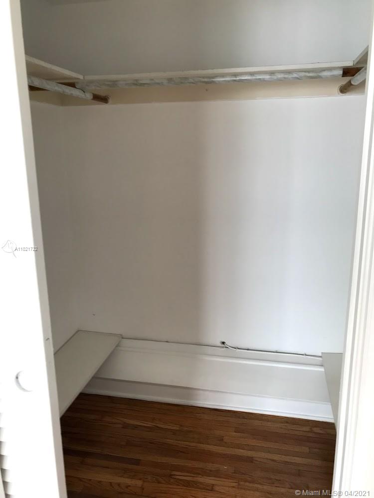 See details / 8202 sq. ft. $ 2021-04-01 0 Photo