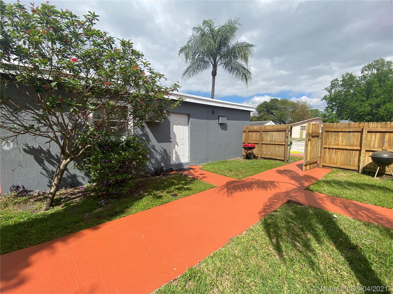 See details / sq. ft. $ 2021-04-01 0 Photo