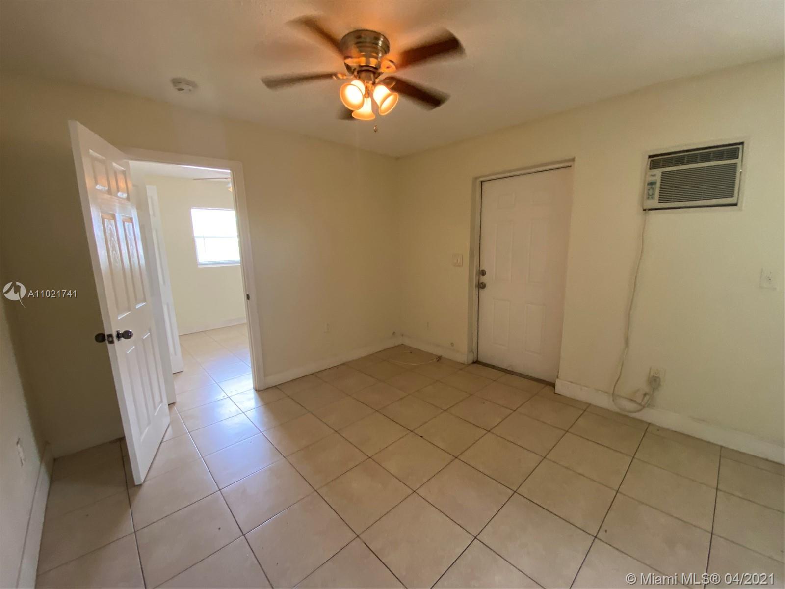 See details / sq. ft. $ 2021-04-01 0 Photo