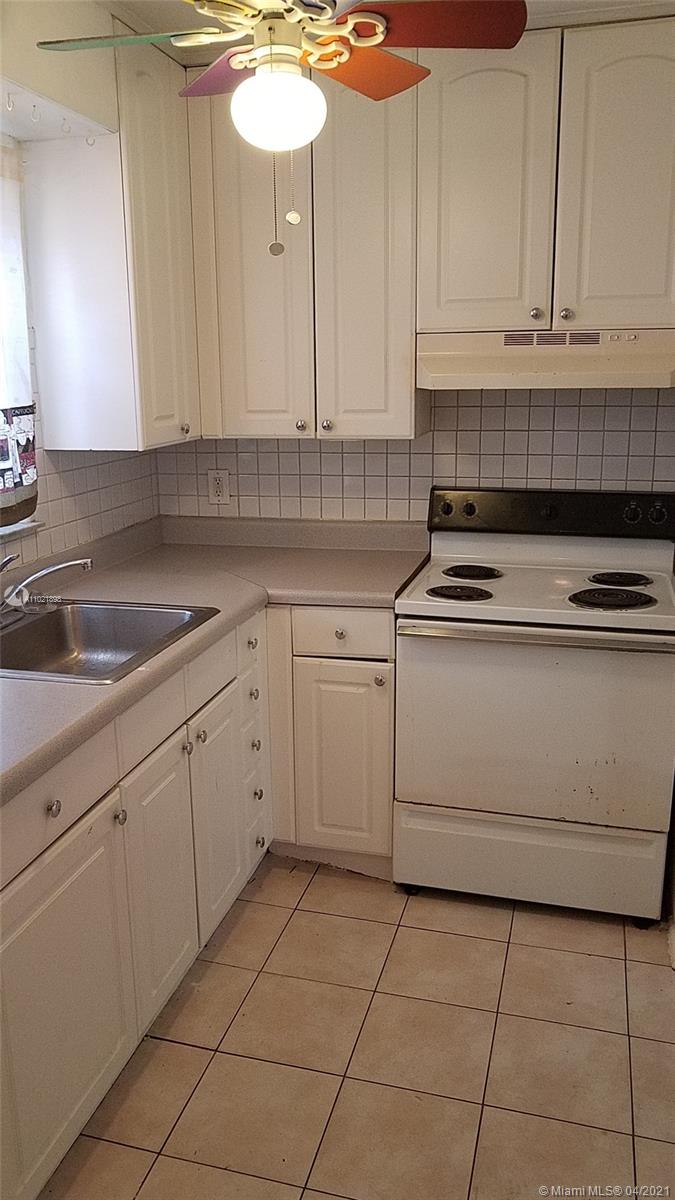 See details / 1291 sq. ft. $ 2021-04-01 0 Photo