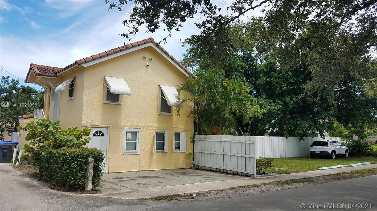 See details / 1291 sq. ft. $ 2021-04-01 0 Photo