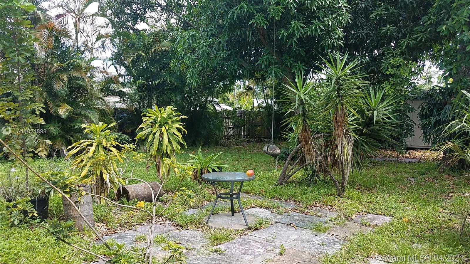 See details / 1291 sq. ft. $ 2021-04-01 0 Photo