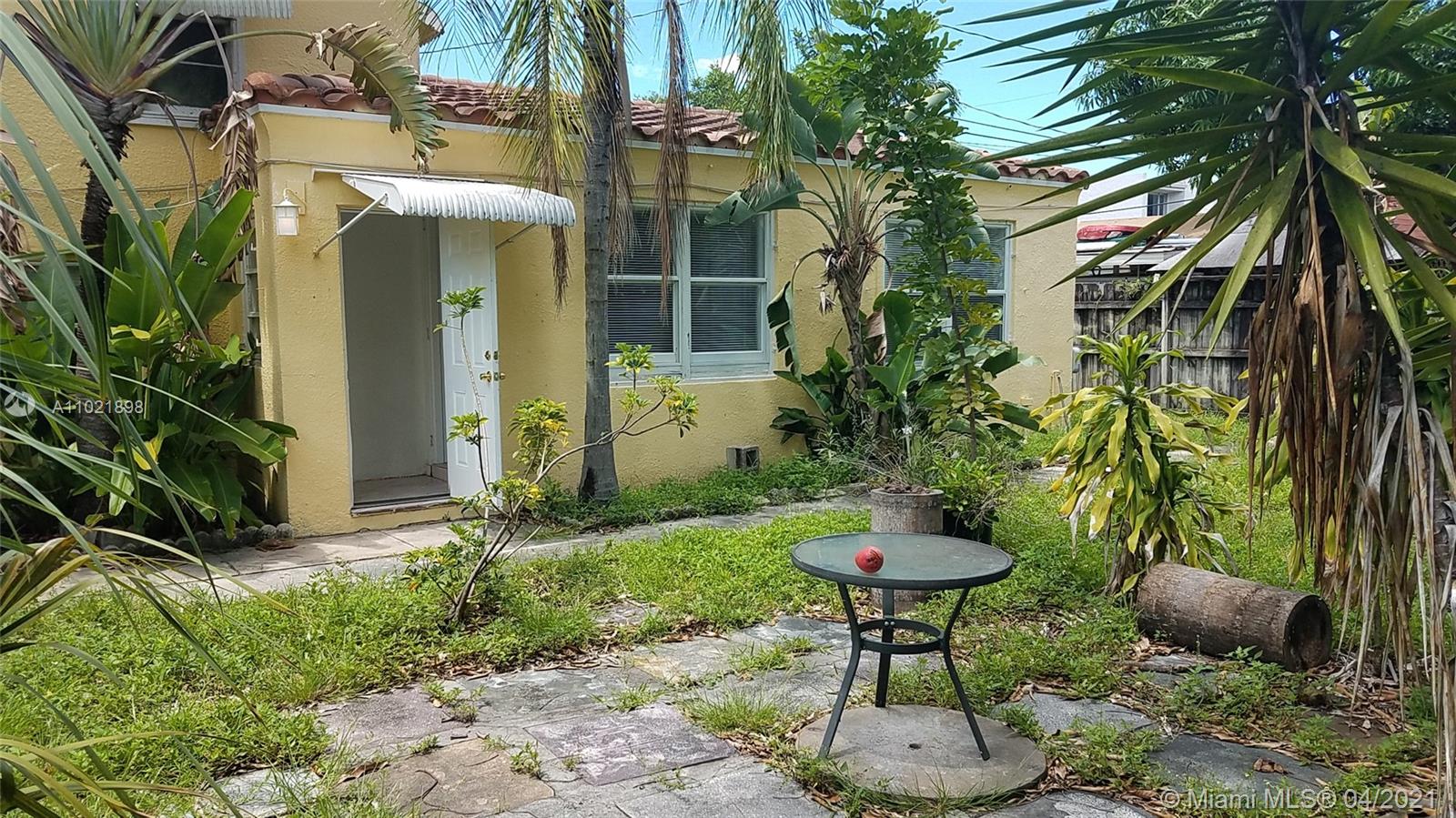 See details / 1291 sq. ft. $ 2021-04-01 0 Photo