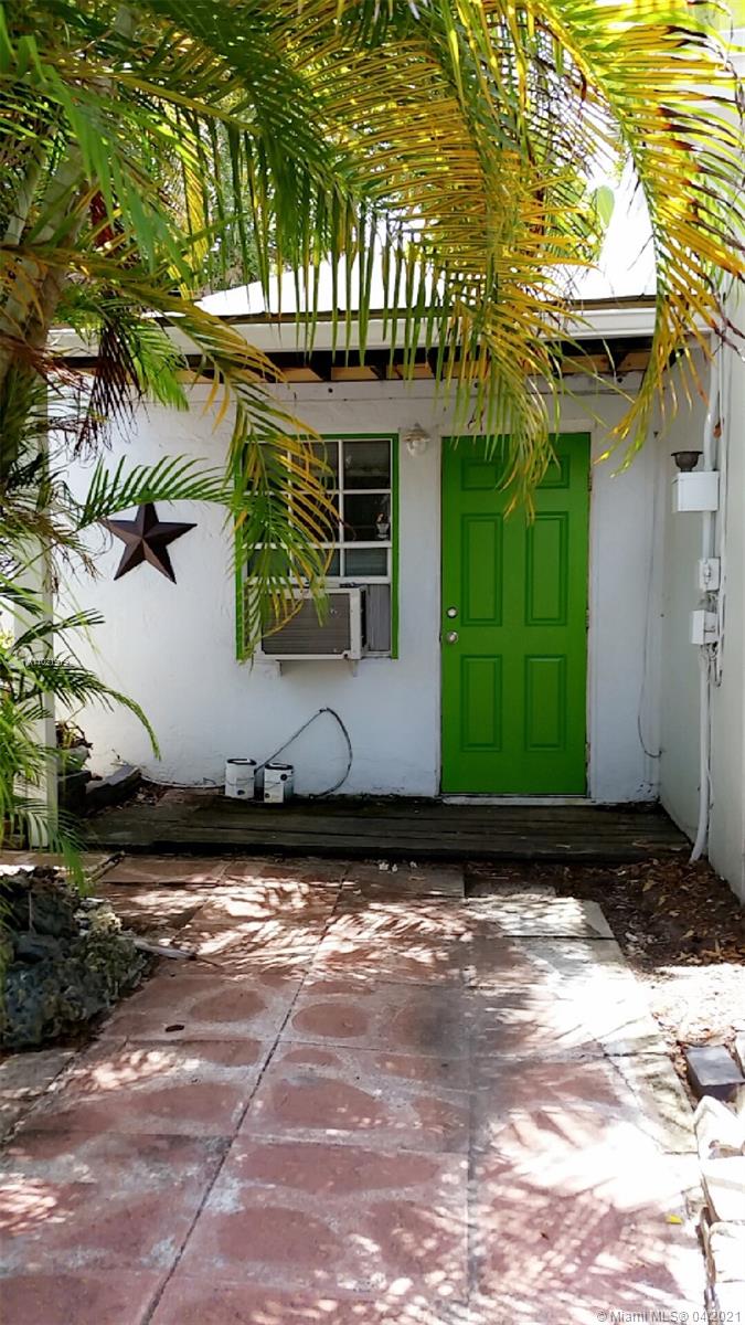 See details / sq. ft. $ 2021-04-01 0 Photo