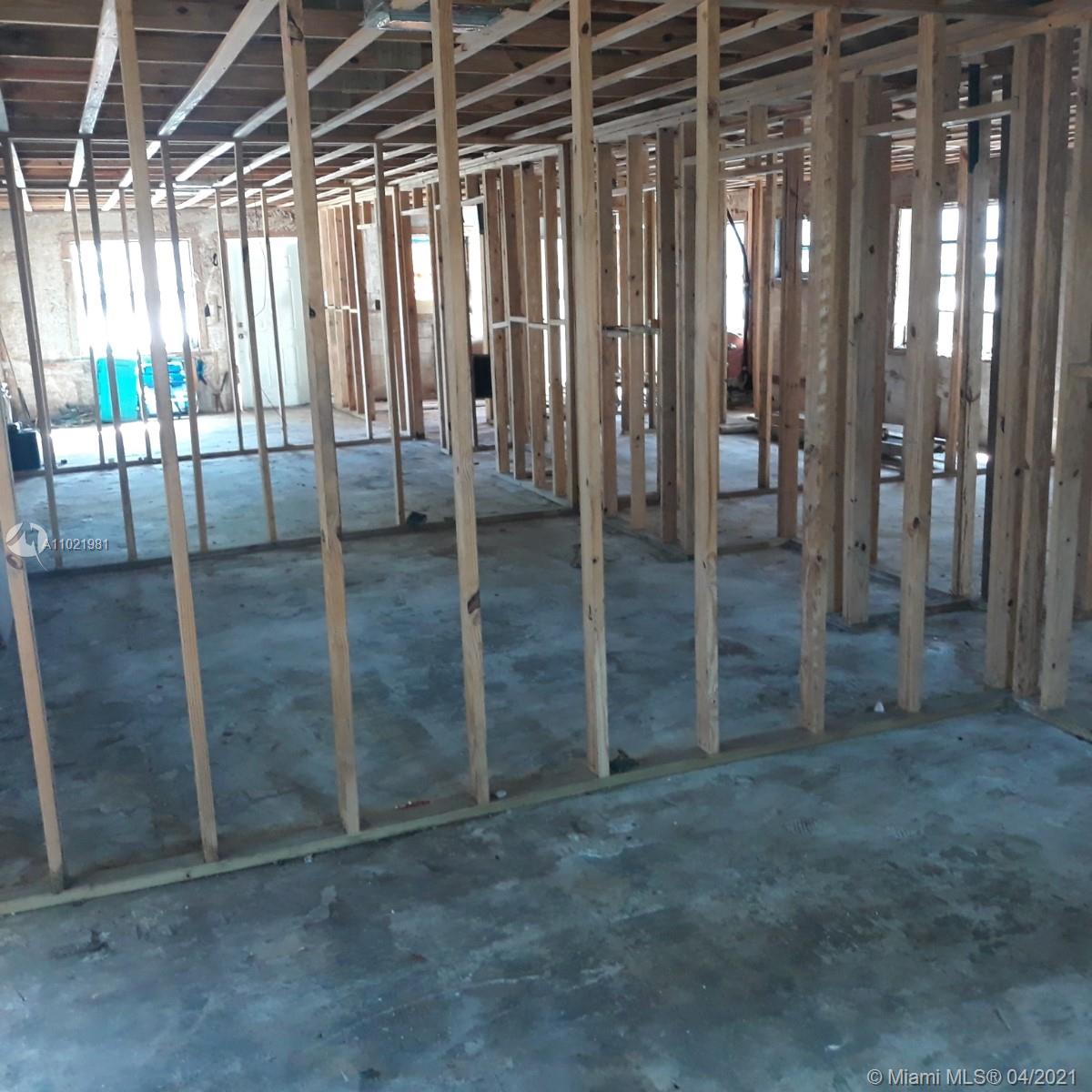 See details / 1540 sq. ft. $ 2021-04-02 0 Photo