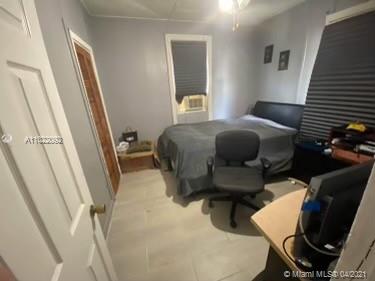 See details / 1715 sq. ft. $ 2021-04-02 0 Photo