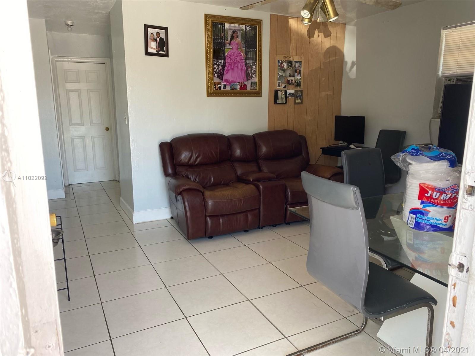 See details / 1715 sq. ft. $ 2021-04-02 0 Photo