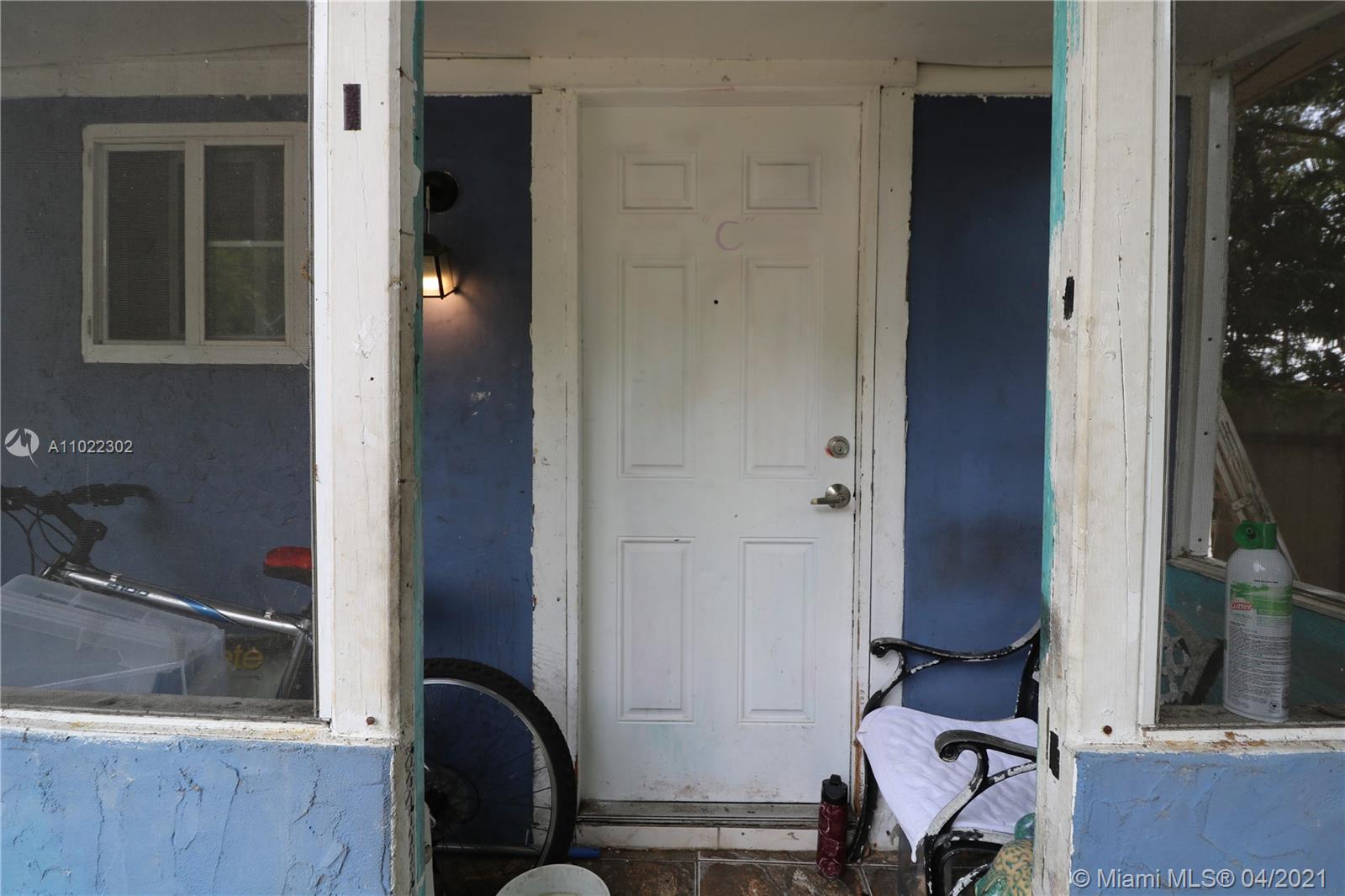 See details / 1537 sq. ft. $ 2021-04-02 0 Photo
