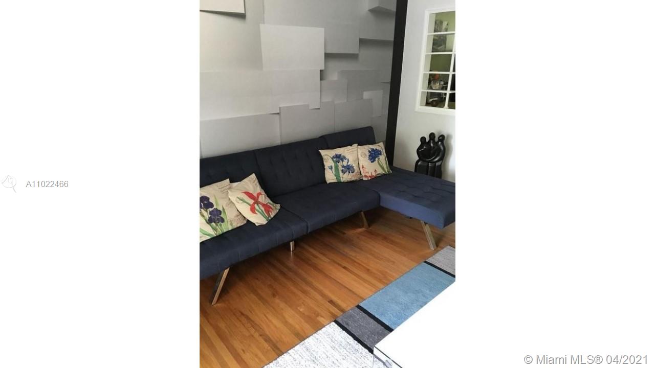 See details / 3080 sq. ft. $ 2021-04-02 0 Photo